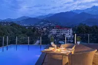 Infinitea Centric Dharamshala - Pools