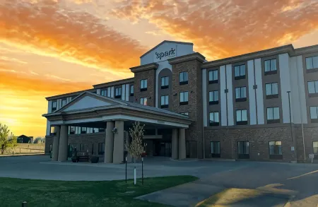 Spark by Hilton Glendive