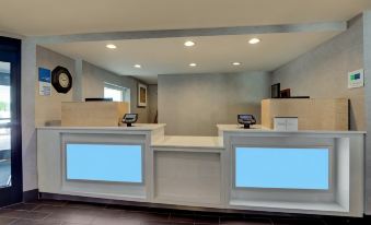 Holiday Inn Express Nashville W I40/Whitebridge RD