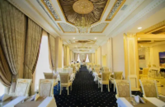 プレミア パレス ホテル