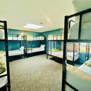 Rotorua Downtown Backpackers Hotels near Kuirau Park