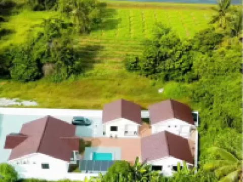 2 Bedroom Deluxe Cottage near Melawi Beach by Zulanie's The Pool Cottage Hotels in Bachok
