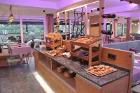 Dei Hotel Schönblick فنادق في Velden am Worthersee