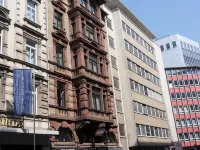 Carlton Hotel Отели рядом с достопримечательностью «Вестенд»