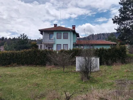 Spacious, Well-Equipped Villa With Stunning Views & Multiple Leisure Opportuni Отели в г. Батак