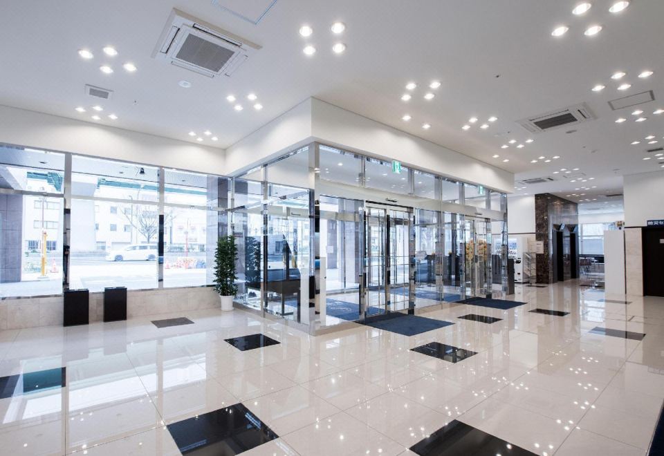 2. 토요코 인 이와..