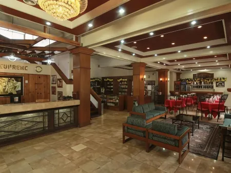 Hotel Supreme