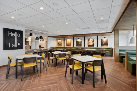 Fairfield Inn & Suites Chino