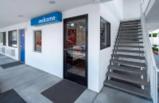 Motel 6 Santa Barbara, CA - State Street