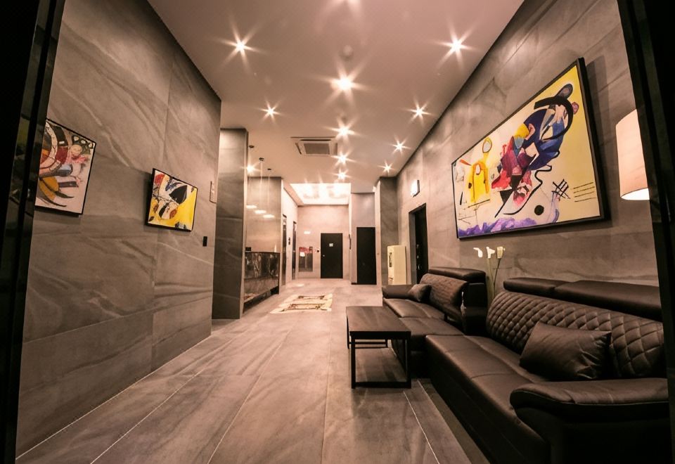 호텔 세느의 로비 또는 공용 공간 이미지