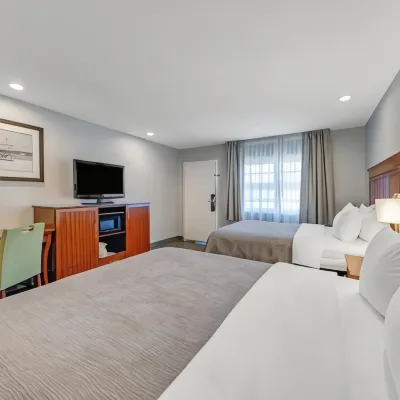 Quality Inn Hotels near Santa Cruz Mission State Historic Park