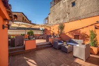 Tritone Top House