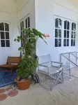 Bahaaru Villa Surf and Stay Hotels in Lankanfinolhu