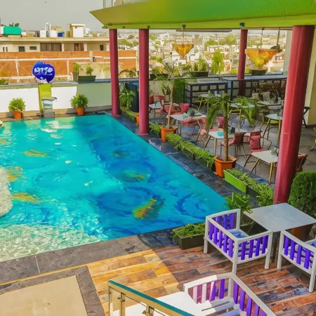 HK Clarks Inn, Amritsar
