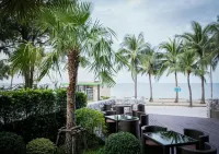 Kalm Bangsaen Hotel - Baarit