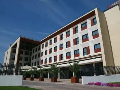 Sercotel Las Artes Pinto Hotels near Pl. de Jose Crespo