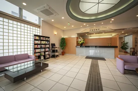 Hotel Miyuki Отели рядом с достопримечательностью «Хёсэцу-но мон»