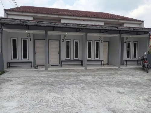 MyHome Guesthouse, Managed by OmDin Hotel di Sumedang Utara
