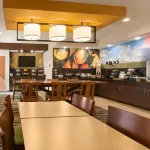 فيرفيلد إن آند سويتس ميدلاند