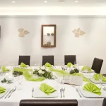 Hotel-Pension am Schwanenteich Hotels in Bossdorf