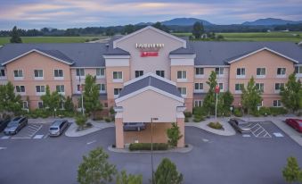 Fairfield Inn & Suites Burlington