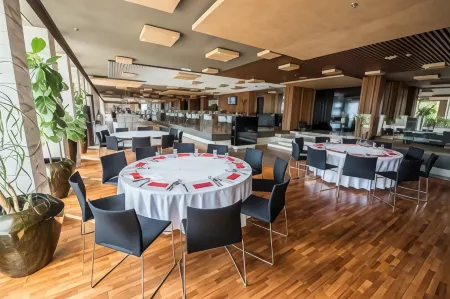 Hotel Yasmin Košice Отели рядом с достопримечательностью «Восточнословацкий музей»