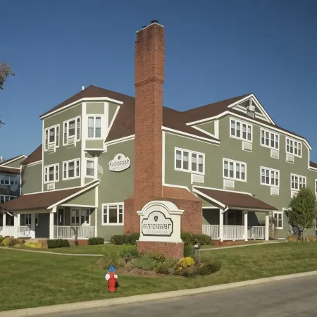 Ivy Court Inn and Suites