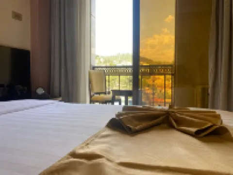 Sunland International Hotel