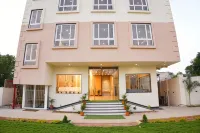 The Marutinandan Grand