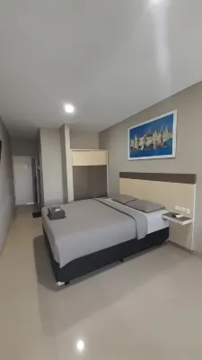 InnHome Solo Jajar Hotels near Lokananta Records Store