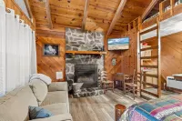 Bear Paw Cottage #5  Queen Log Bed: Cozy!: Pet Friendly; 2 Adults/2 Children Max