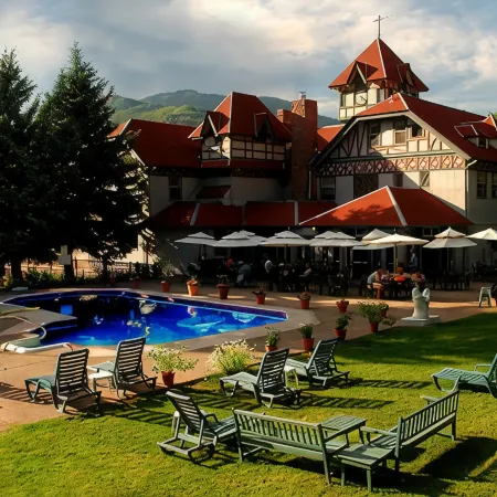 The Historic Redstone Inn
