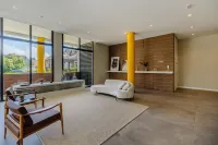 Modern and Complete Stays in Gramados Tourist Center - Cbgs - Homestays