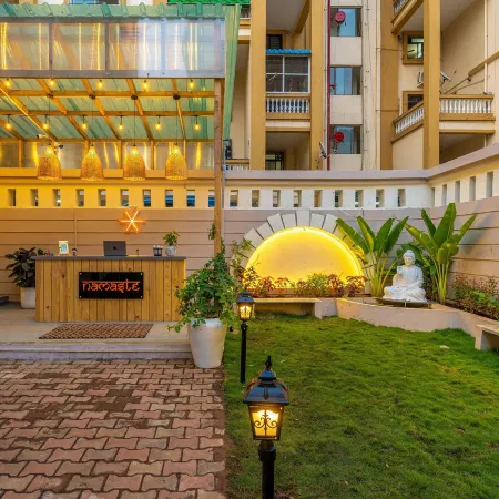 Zostel Pune (Viman Nagar) Отели рядом с достопримечательностью «Торговый центр Inorbit»