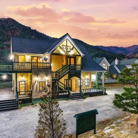 Muju Little Provence Pension