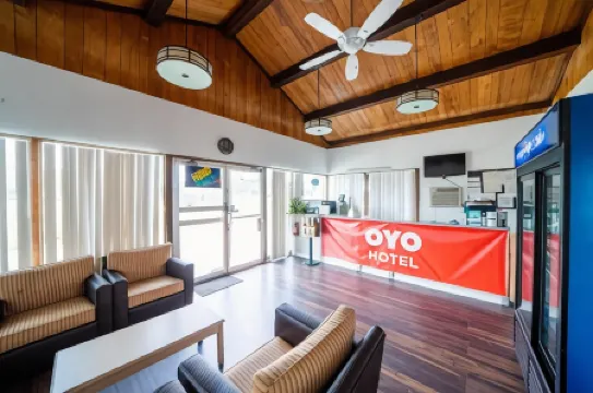 OYO Hotel Ocala, FL I-75