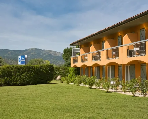 B/W le Vauban Hotels in Prades