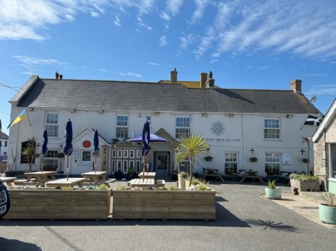 The Top House Inn