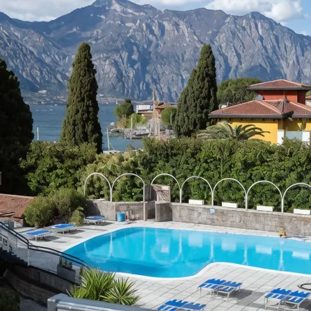 Hotel Excelsior Bay