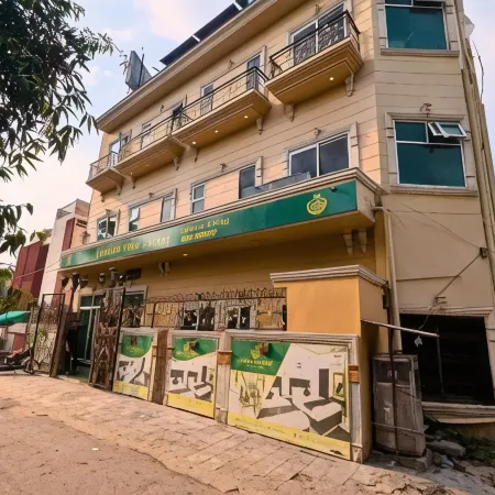 GOLDEN ONE HOTEL