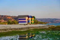 Tasha Vacation Apartment (Fuxian Lake Scenic Area Moon Bay Wetland Park)