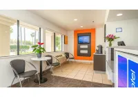 Motel 6-Carlsbad, CA Beach