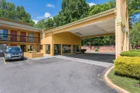 Quality Inn - 2-Star
