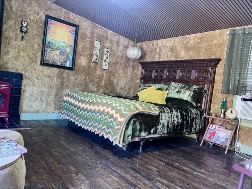 RT62 Motor Resort 70's Cabin w/Jacuzzi - Hytter