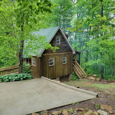 Cozy Cabin