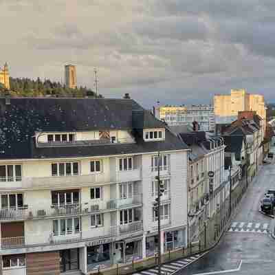 Cocoonlis, Charmant 2 Pièces au Cœur de la Ville Avec vue sur la Basilique Others