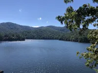 Lake Santeetlah Family Retreat: 4BR/4.5BA w/ Kayaks & Grills