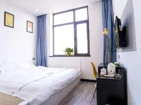 SanFeng Hotel(Dalian Lvshun Metro Station) Hotels in Lvshun Military Harbor/New Mart/University Town