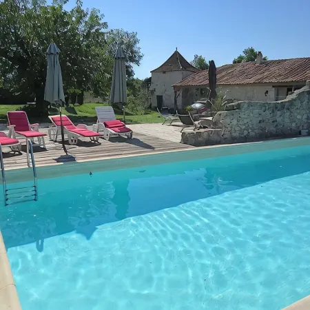 Domaine Agenas Отели в г. Монфланкен
