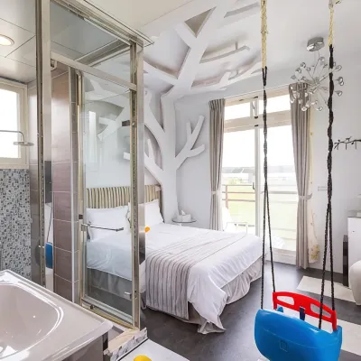 Jhu Ji Hostel Отели рядом с достопримечательностью «Холодный источник Суао»